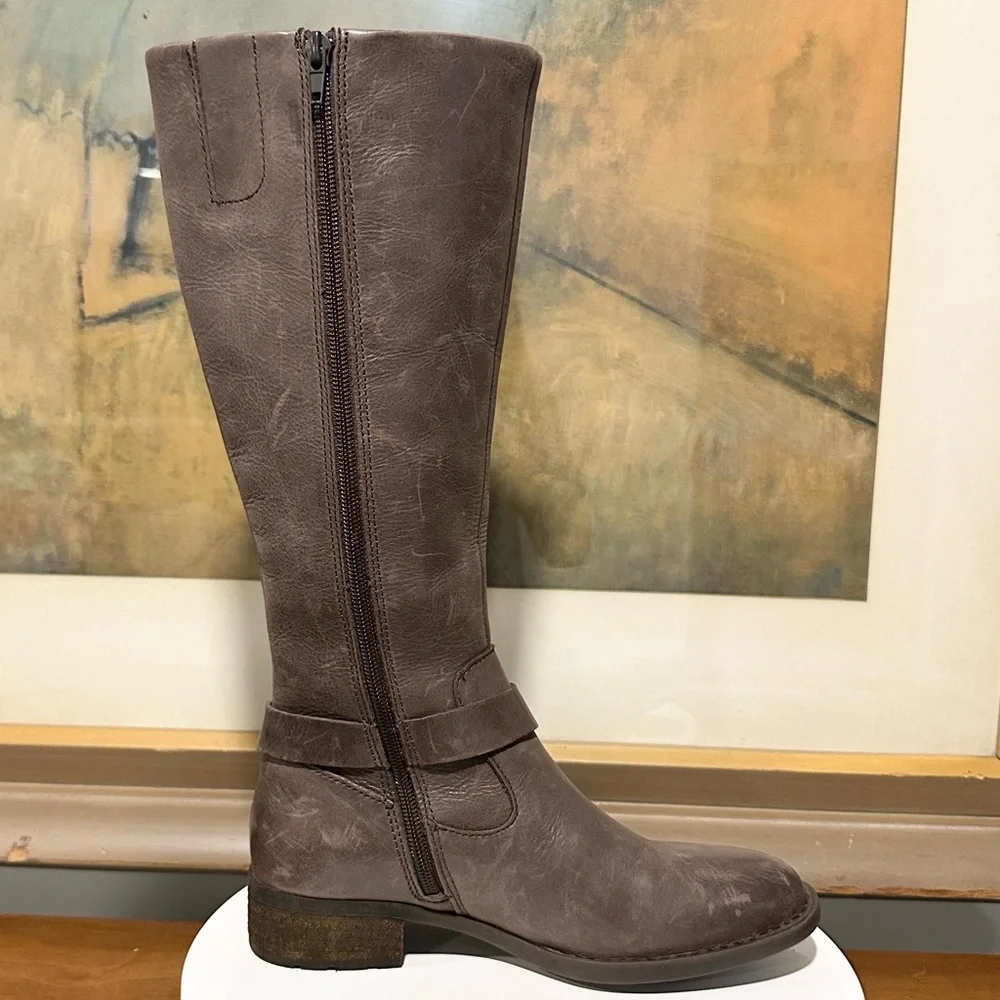 🌹BORN🌹 Saddler Tall Riding Boot Brown Size: 6M